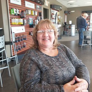 Meet your Posher, Tina